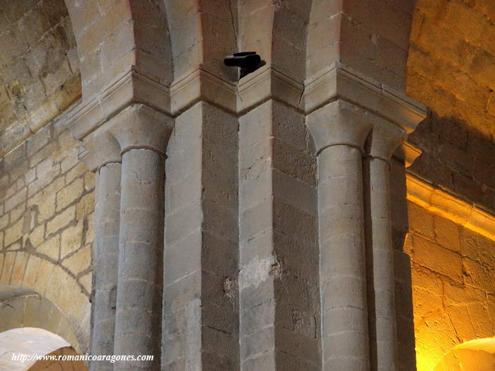 PILAR CRUCIFORME EN ALTURA
